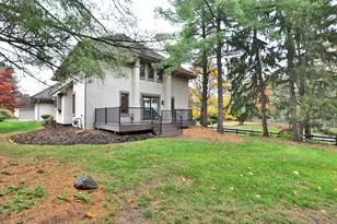 128 Green Springs Dr, Columbus, OH 43235 - Photo 56