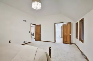 128 Green Springs Dr, Columbus, OH 43235 - Photo 34