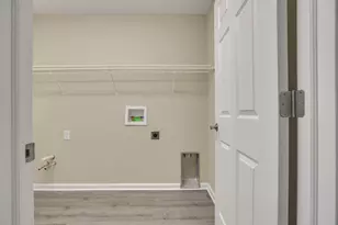 681 Woods Edge Ln, Newark, OH 43055 - Photo 38