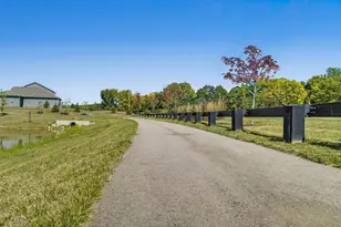 412 Garnet Rnch Dr, Delaware, OH 43015 - Photo 52