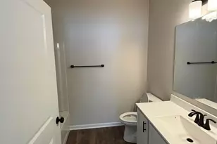 517 E Chillicothe Ave, Bellefontaine, OH 43311 - Photo 6