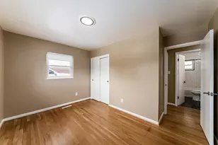 781 Stephen Dr W, Columbus, OH 43204 - Photo 16