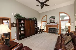 49 Woodlake Trail, Mount Vernon, OH 43050 - Photo 4