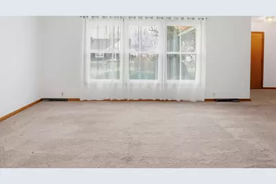 310 Elm Street, Duncan Falls, OH 43734 - Photo 12