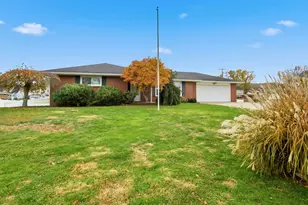 310 Elm St, Duncan Falls, OH 43734 - Photo 52