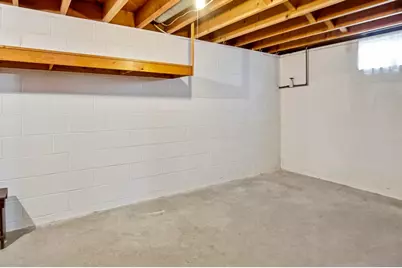 310 Elm Street, Duncan Falls, OH 43734 - Photo 34