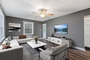 3583 Dresden St, Columbus, OH 43224 - Photo 6