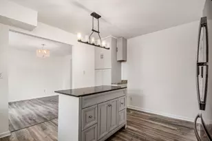 2421 Yates Ave, Grove City, OH 43123 - Photo 4