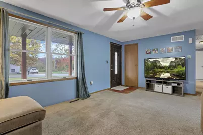 3765 Mona Drive, Zanesville, OH 43701 - Photo 8