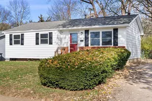 5174 Fullerton Dr, Columbus, OH 43232 - Photo 2