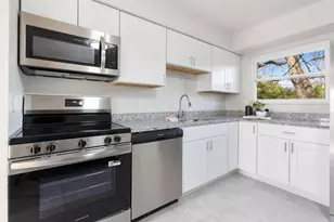 5174 Fullerton Dr, Columbus, OH 43232 - Photo 8