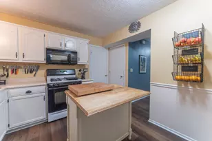 3854 Deer Knoll Dr, Columbus, OH 43230 - Photo 10