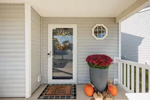 363 Proclaim Ln, Galloway, OH 43119 - Photo 2