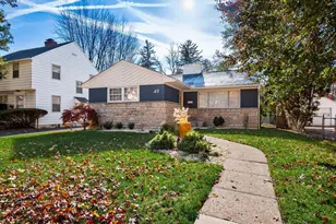 49 W Henderson Rd, Columbus, OH 43214 - Photo 2