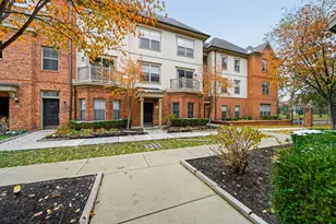 46 Victorian Gate Wy, Columbus, OH 43215 - Photo 1