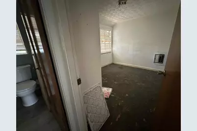 4521 Helen Drive, Columbus, OH 43232 - Photo 10