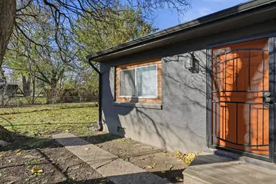 461-463 Holton Avenue, Columbus, OH 43223 - Photo 8