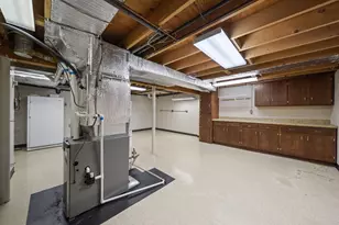 648 Burgundy Cir, Marion, OH 43302 - Photo 46