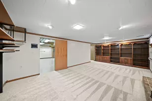 648 Burgundy Cir, Marion, OH 43302 - Photo 42