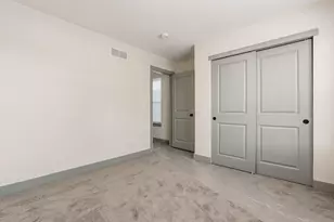 172 Whitethorne Ave, Columbus, OH 43223 - Photo 20