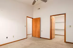 488 Three Oaks Ct, Columbus, OH 43230 - Photo 32