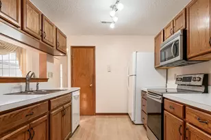 488 Three Oaks Ct, Columbus, OH 43230 - Photo 18