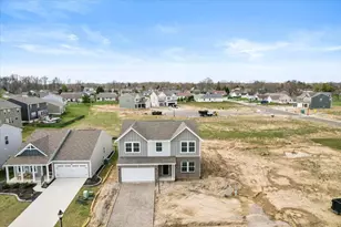 1096 Greenfield Dr, Marysville, OH 43040 - Photo 4