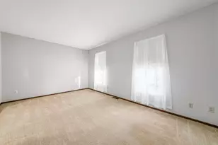 4044 Dumfries Ct, Dublin, OH 43016 - Photo 4