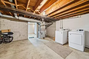 4637 Hilton Ave, Columbus, OH 43228 - Photo 34