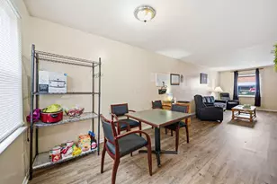 4637 Hilton Ave, Columbus, OH 43228 - Photo 20