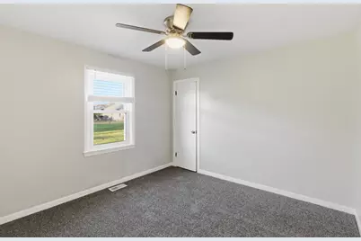267 W High Street, London, OH 43140 - Photo 12
