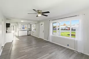 267 W High St, London, OH 43140 - Photo 2