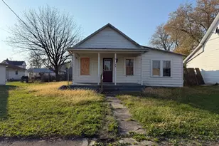 109 Pike St, Williamsport, OH 43164 - Photo 1