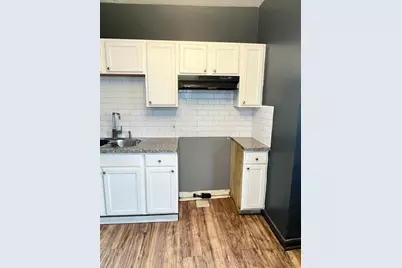2715 Sullivant Avenue, Columbus, OH 43204 - Photo 12