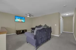 622 S Ashburton Rd, Columbus, OH 43213 - Photo 30