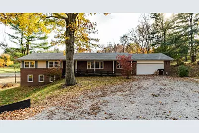 1101 Beechwood Drive NE, Lancaster, OH 43130 - Photo 2