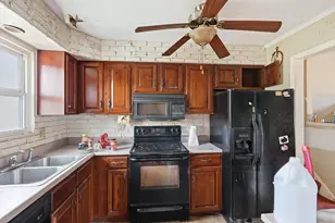 602 Heritage Blvd, Delaware, OH 43015 - Photo 6