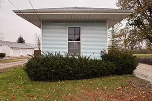 8350 Main St NW, Milledgeville, OH 43142 - Photo 2