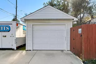 570 Wiltshire Rd, Columbus, OH 43204 - Photo 38