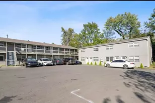 464 E Norwich Ave, Columbus, OH 43201 - Photo 1