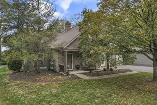 7645 Redman Ln, Reynoldsburg, OH 43068 - Photo 2