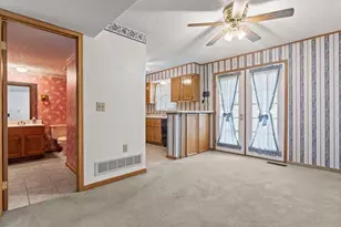 1324 Brookview Cir, Pickerington, OH 43147 - Photo 10