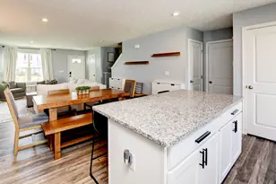 4297 Salt Spring Ln, Columbus, OH 43207 - Photo 12