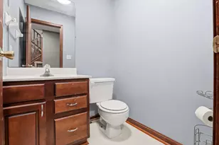 16715 Pontiac Pl, Ashville, OH 43103 - Photo 10