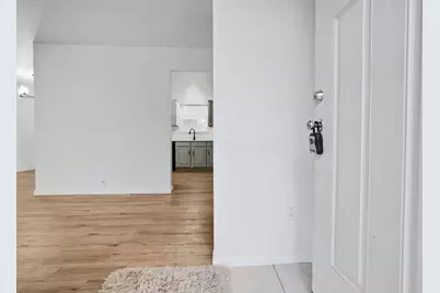 5323 S Sundale Place, Columbus, OH 43232 - Photo 4