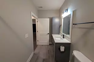 751 N 6th St, Columbus, OH 43215 - Photo 16