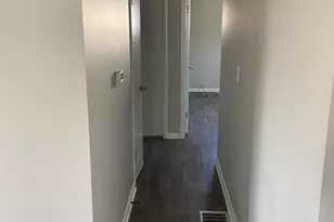 5318 Eisenhower Rd, Columbus, OH 43229 - Photo 14