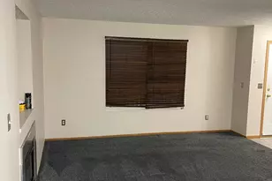 3724 Revolutionary Dr, Columbus, OH 43207 - Photo 4