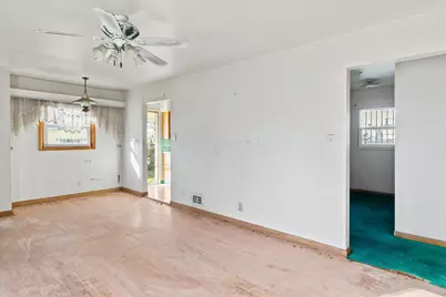 307 S Wheatland Avenue, Columbus, OH 43204 - Photo 8