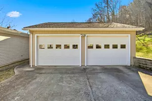 10115 Old River Rd, Blue Rock, OH 43720 - Photo 12